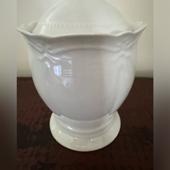 ❌SOLD❌ NWOT, Southern Living “Gallery" Canister/Cookie/Candy Jar - Picture 2 of 9